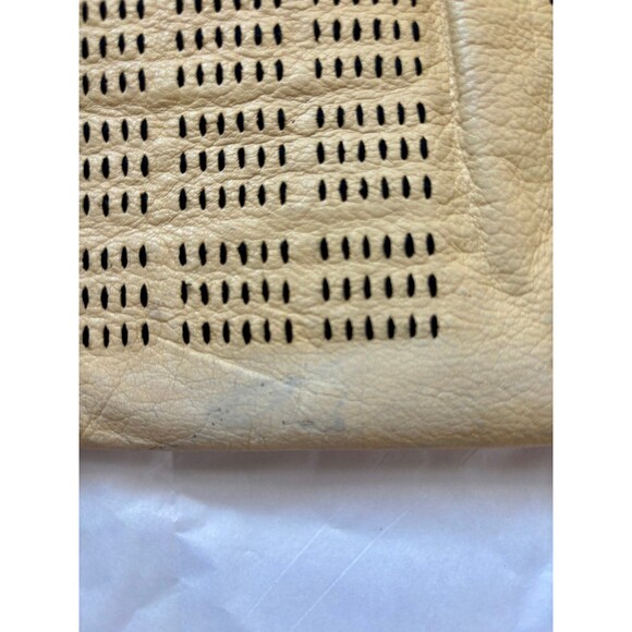 MIU MIU Prada 1999 Vintage Y2K Beige Leather Shoulder Bag w/Kiss Lock Closure - Picture 10 of 12